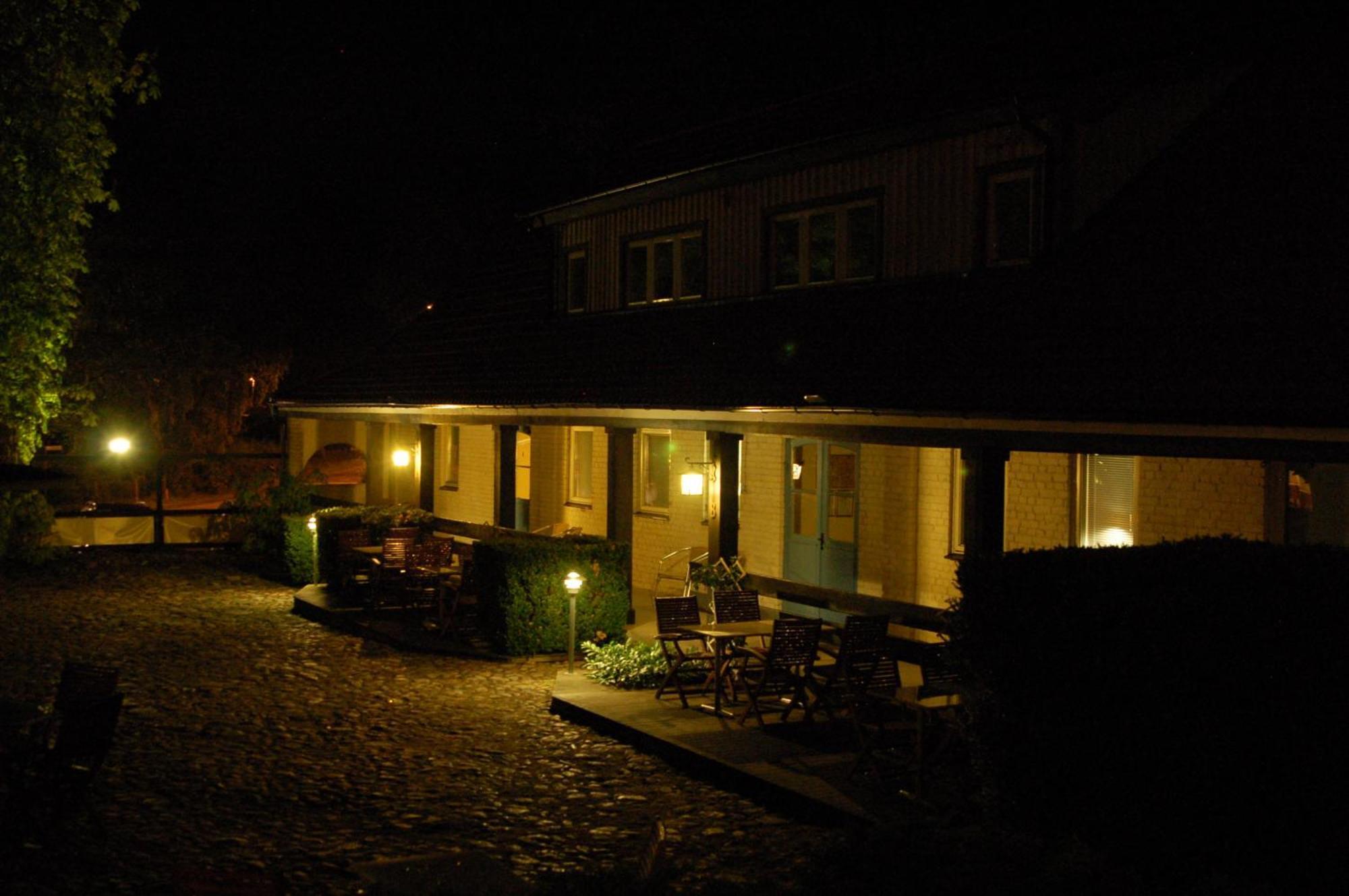 Kastanjelund Hotel Yngsjo Exterior photo